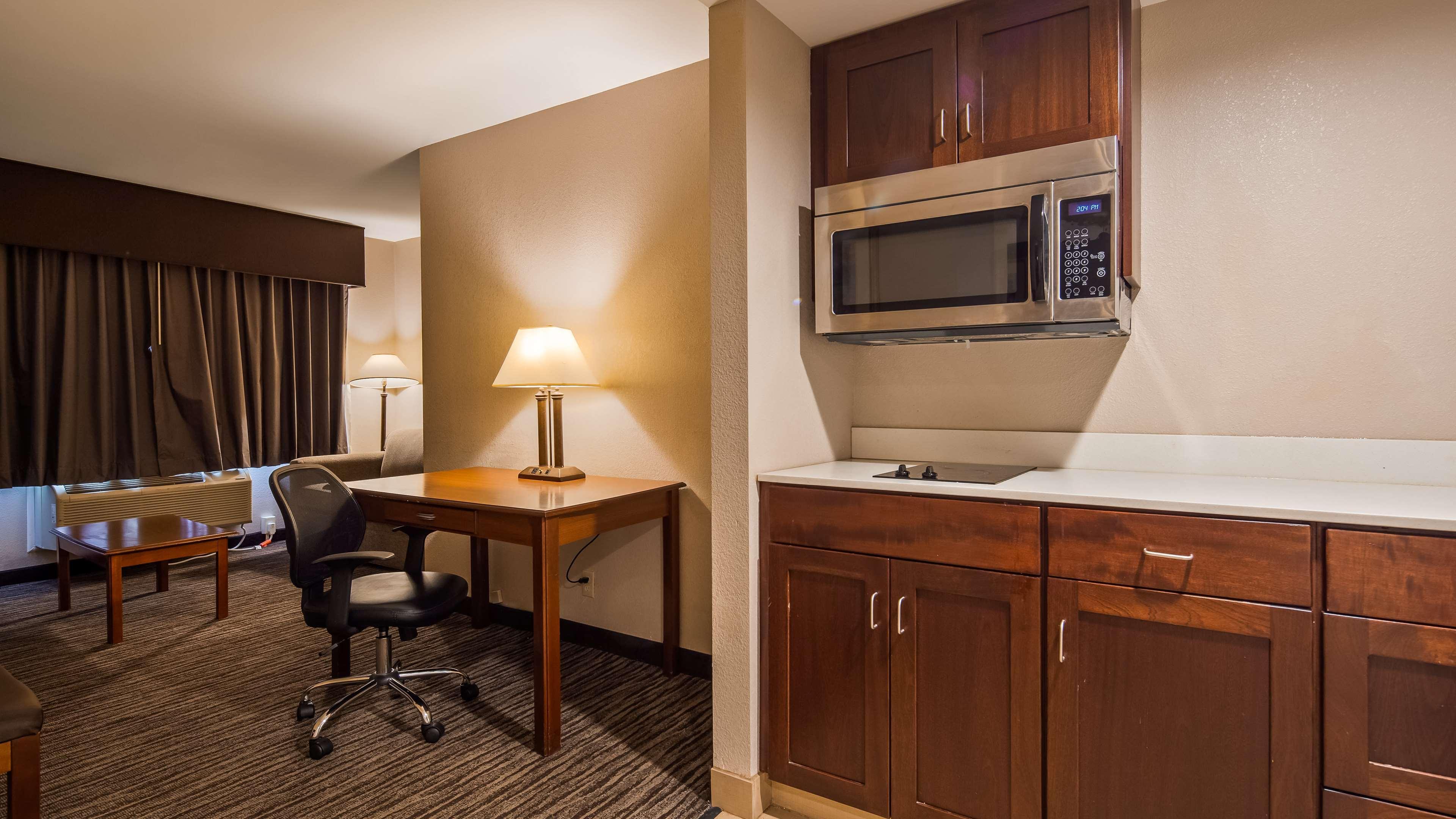 Best Western Gateway Adirondack Inn Utica Zewnętrze zdjęcie