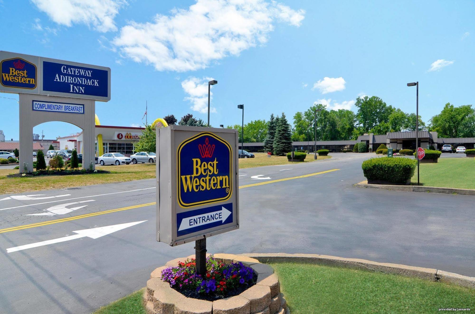 Best Western Gateway Adirondack Inn Utica Zewnętrze zdjęcie
