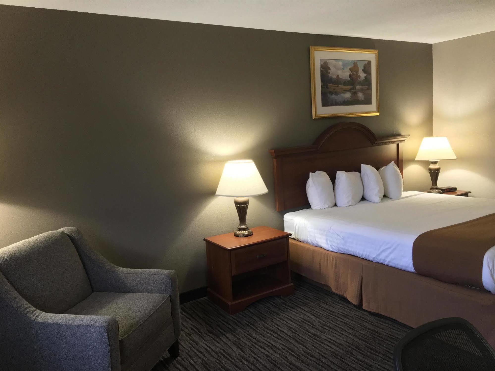 Best Western Gateway Adirondack Inn Utica Zewnętrze zdjęcie