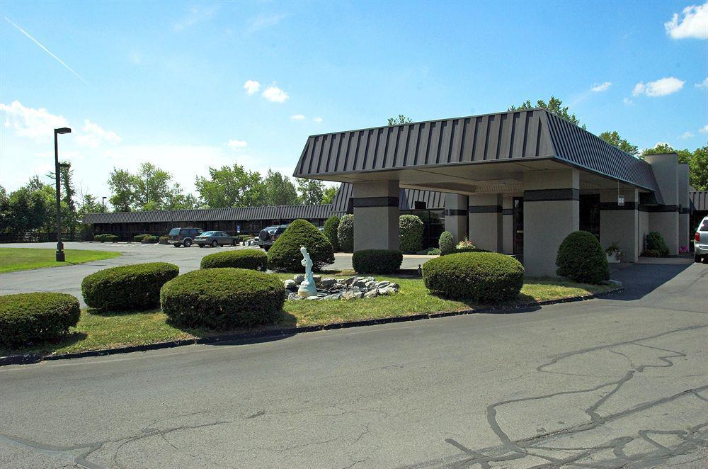 Best Western Gateway Adirondack Inn Utica Zewnętrze zdjęcie