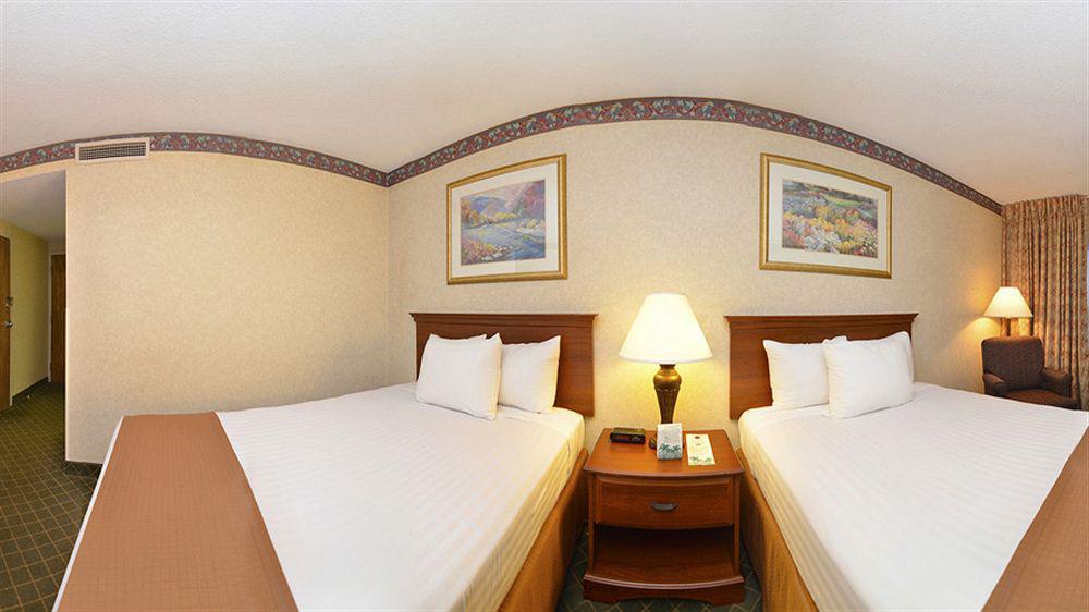 Best Western Gateway Adirondack Inn Utica Zewnętrze zdjęcie